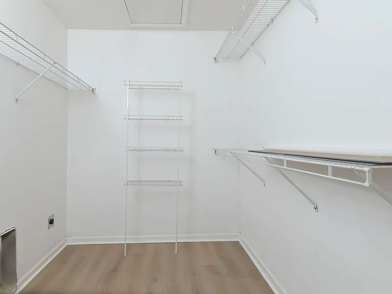 100 Buckhaven Way — Photo 23