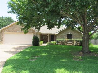 2504 Brookbend Dr, Brenham, TX 77833
