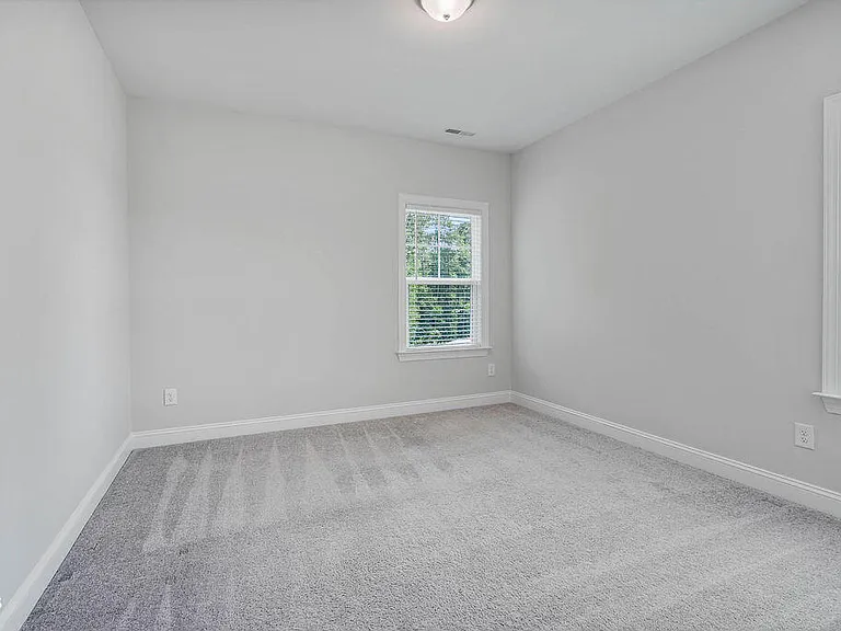 1809 Delaney Hills Ln — Photo 40