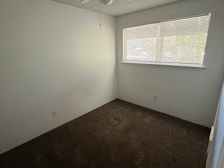270 E Main St #270 — Photo 8