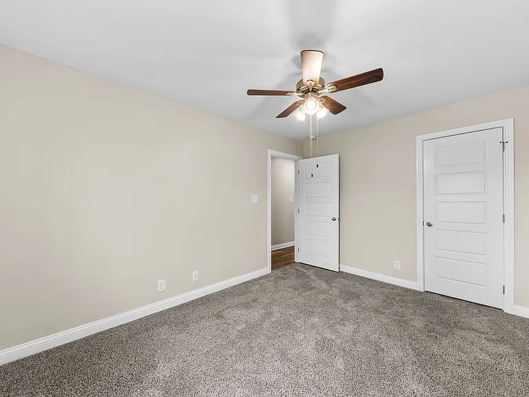 840 Lillian Grace Dr — Photo 25