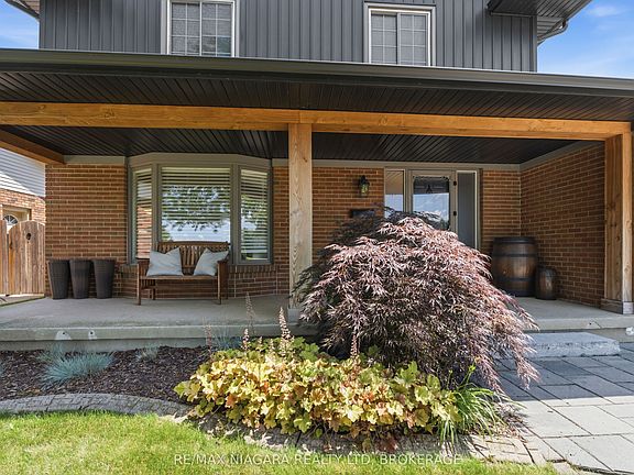 2nd image of 18 Courtleigh Rd
