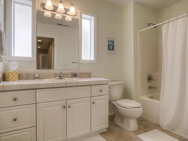 5919 Poppy Hills St SE — Photo 32