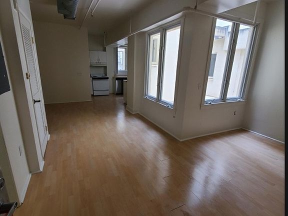 3rd image of 1055 6th Ave Unit 403