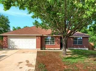 176 J Maryes Ln, Kyle, TX 78640