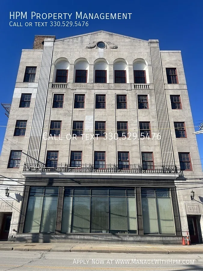 Building Photo - 2404 Prospect Ave E #306
