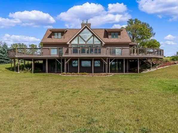 14949 Saunders Rd, Pecatonica, IL 61063