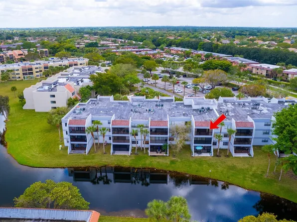 200 Lakeview #307, Weston, FL 33326