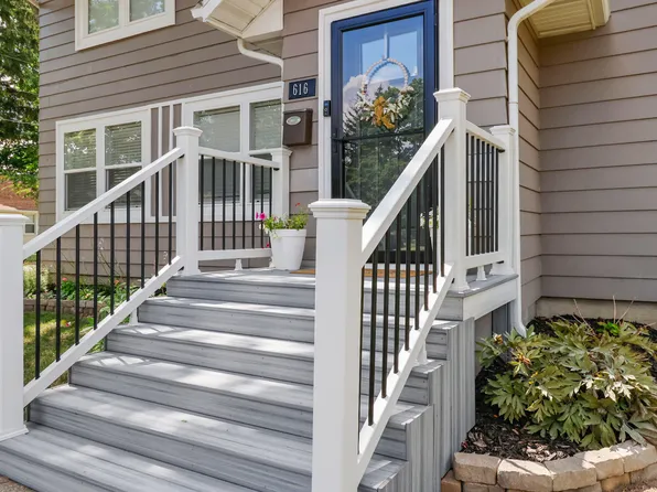 616 Ridge St, La Porte, IN 46350