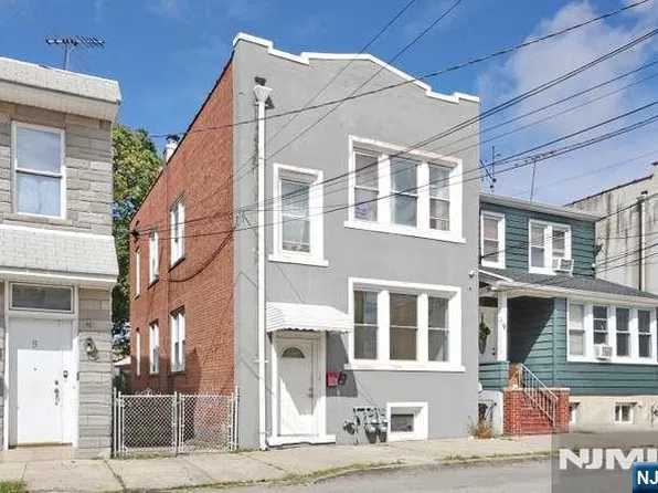 7 Farnham Avenue, Garfield, NJ 07026