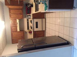 2-10 Montgomery St APT 3B-B3, Bloomfield, NJ 07003