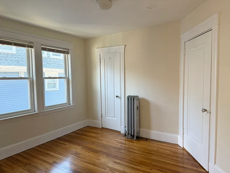 157 Hillside St — Photo 8