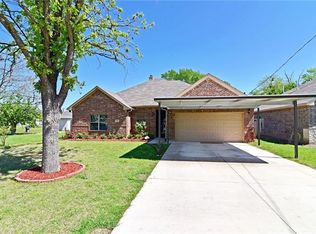 602 E Aimee St, Forney, TX 75126