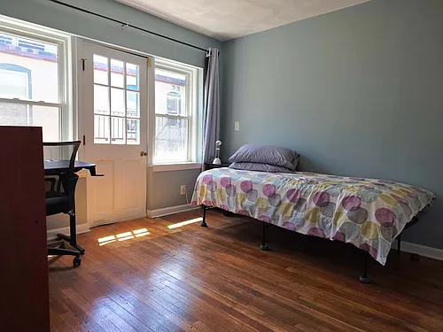 84 Gordon St #403 Photo 1