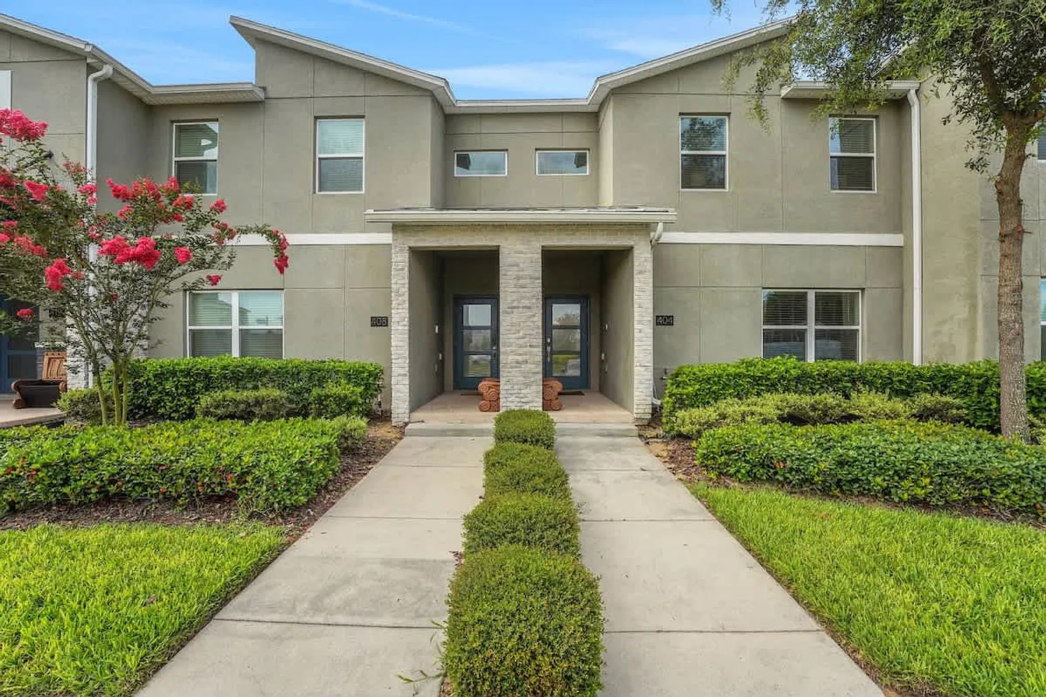 4 bed, 3.0 bath, $3,372 — Photo 2