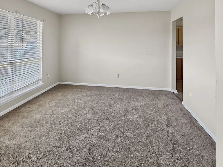 95 Shawn Ct — Photo 18
