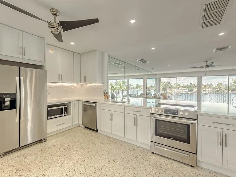 2717 Yacht Club Blvd #6E — Photo 6