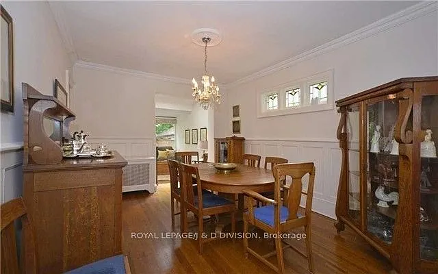 311 Chaplin Cres — Photo 6