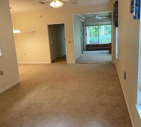 2nd image of 4514 MIDDLETON PARK Circle W