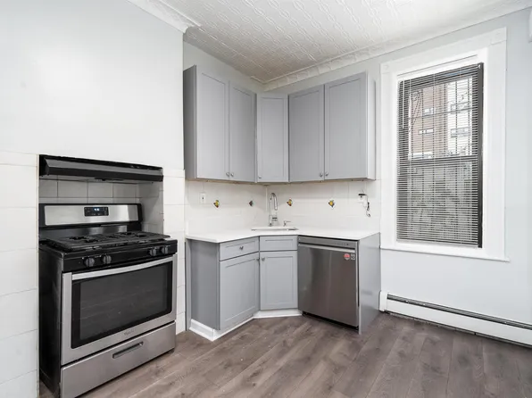 728 Bergen Avenue image 5 of 16