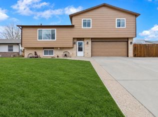 110 N 48th Avenue Ct, Greeley, CO 80634
