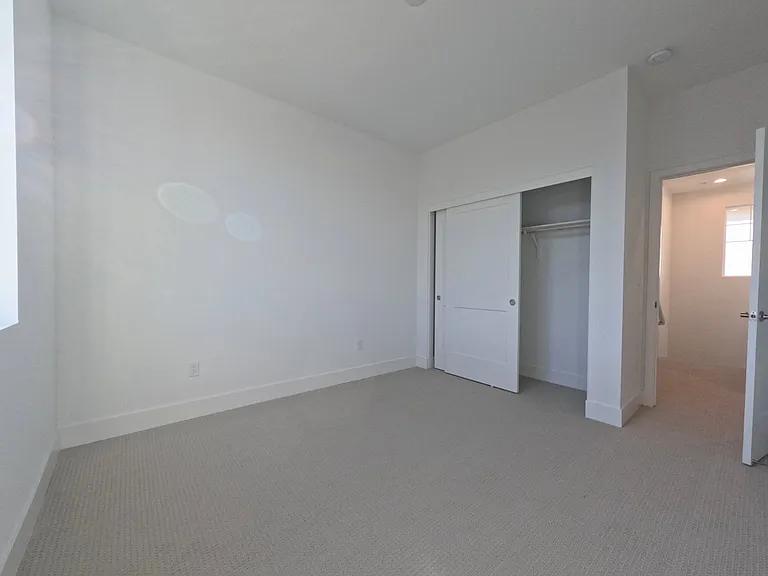 2716 Amora Cir — Photo 25