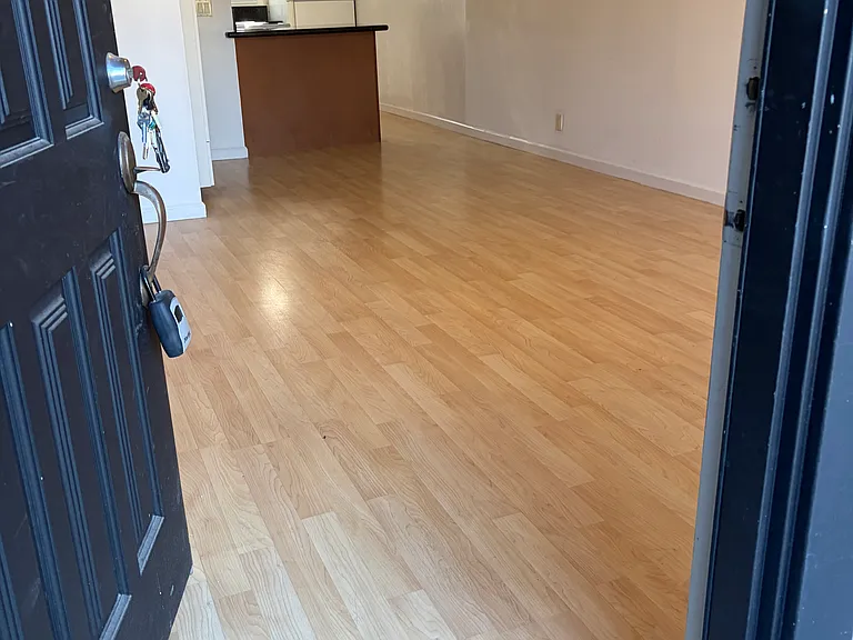 301 Laurel Way #2 — Photo 9