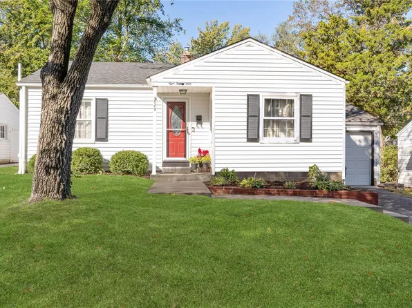 829 Lanvale Dr, Saint Louis, MO 63119