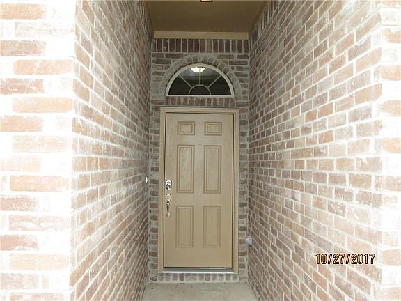 2nd image of 1912 Belshire Ct