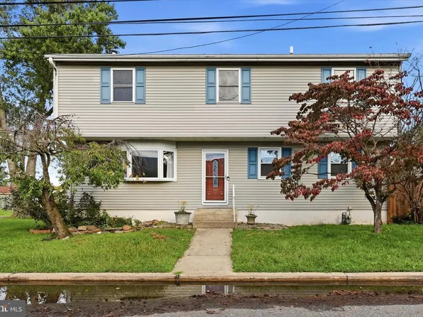 200 Price Ave, Holmes, PA 19043