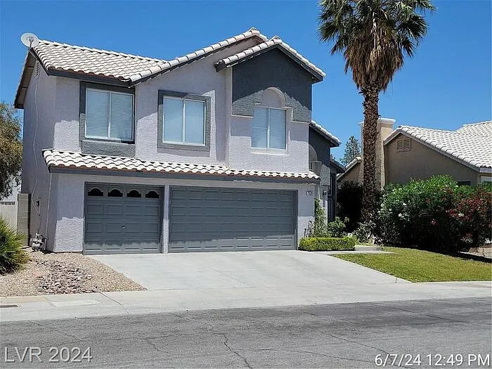 7520 Pacific Ridge Ave