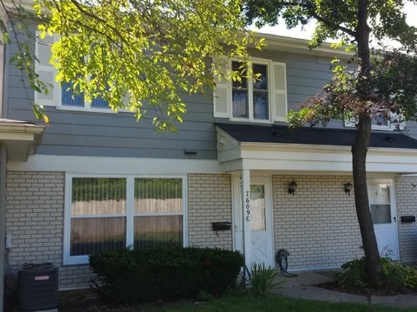 7609 Bristol Ln Unit C, Hanover Park, IL 60133