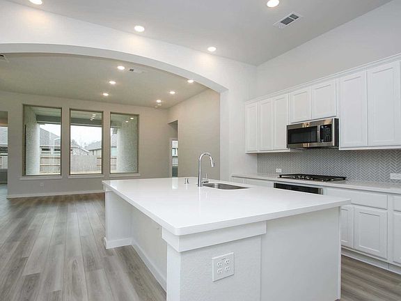 2nd image of 17122 Crimson Crest Dr