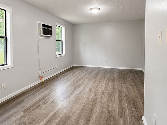 3rd image of 126 Anzie Way #A4