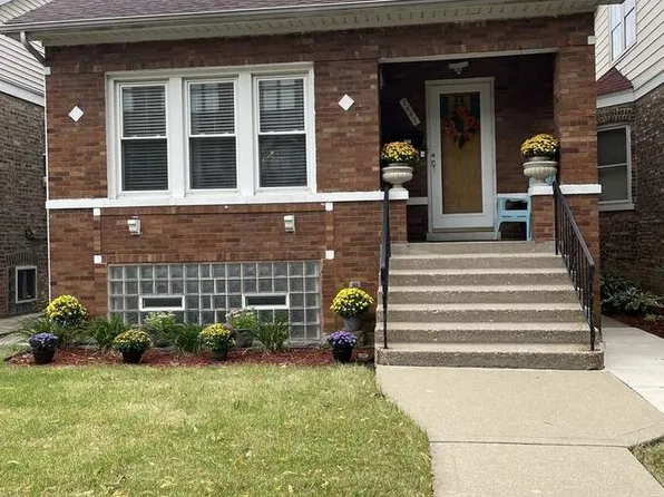 2445 N Mango Ave, Chicago, IL 60639