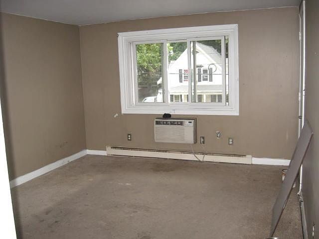 2nd image of 139 Pleasant St APT C9