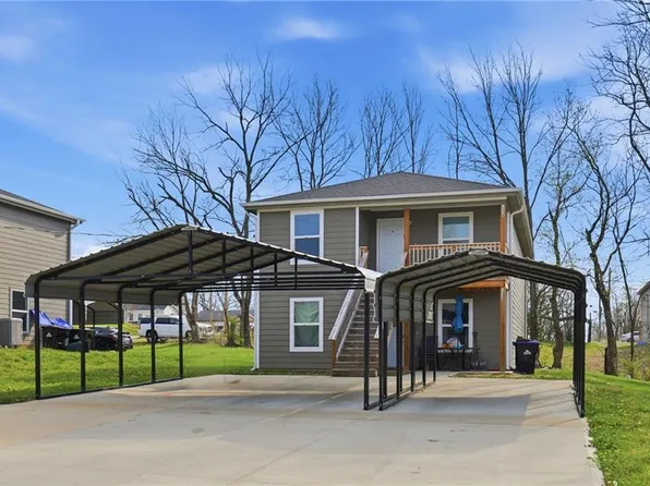 133 N Water St, Warrensburg, MO 64093