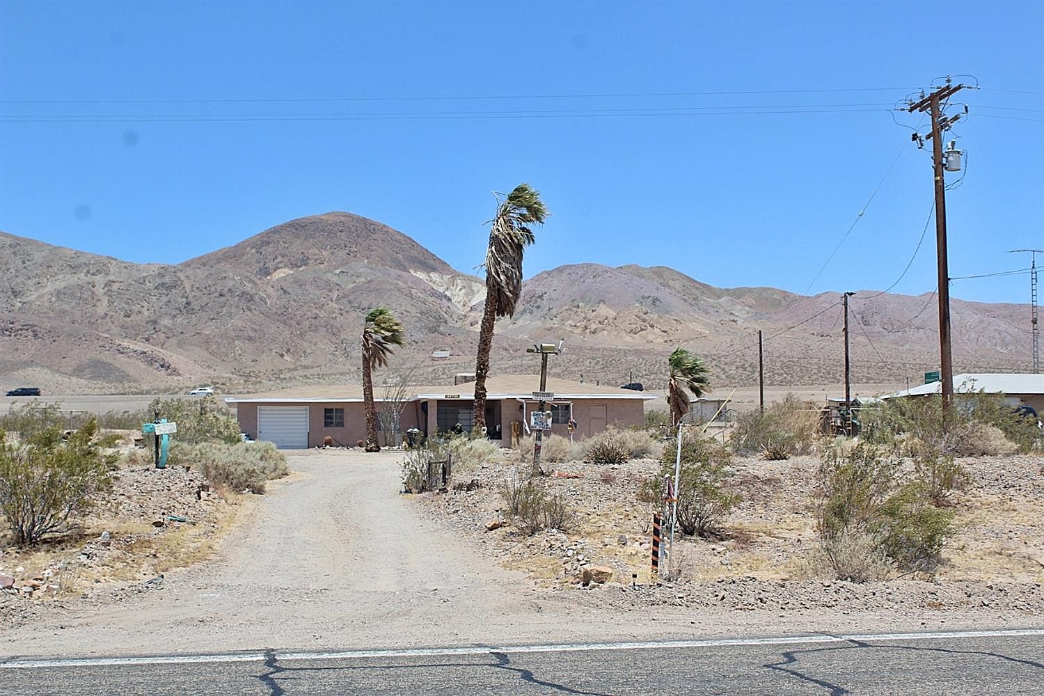 39738 Yermo Rd, Yermo, CA 92398 Zillow