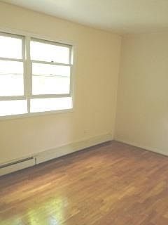 3rd image of 136 N Chestnut St APT 18A