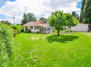 565 N 11th St, Saint Helens, OR 97051