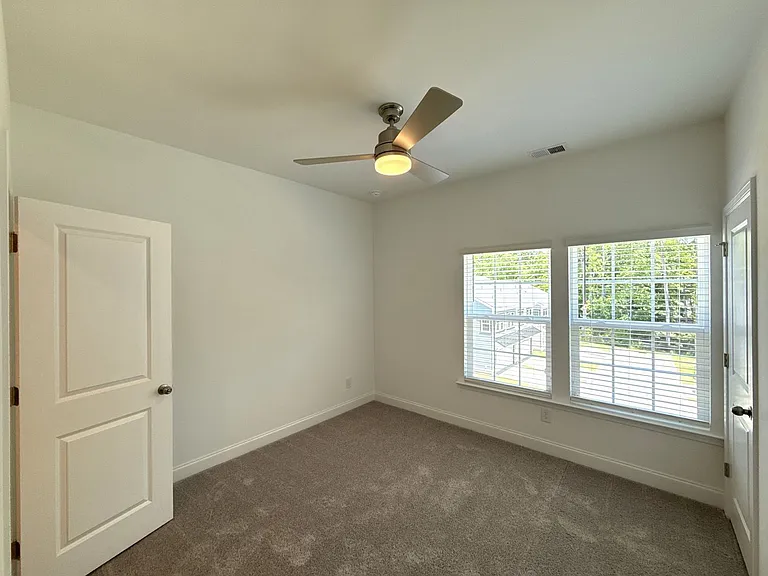 3220 Butler Hill Dr — Photo 10