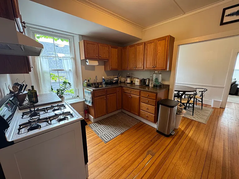 22 Market St #3 — Photo 8
