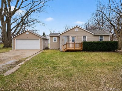 3316 Lockhead St, Burton, MI, 48529