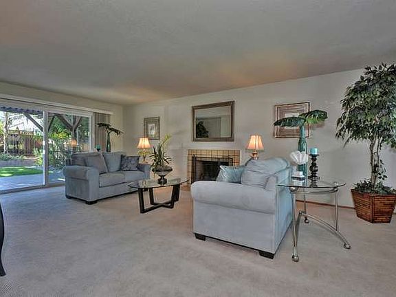 3380 Villa Robleda Mountain-small-004-Living Room-666x444-72