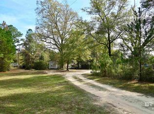 23 Hampton Ln, Brewton, AL 36426