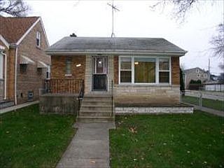1st image of 6501 N Nordica Ave