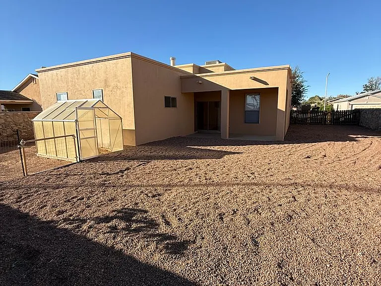 4804 Camino Dos Vidas — Photo 43