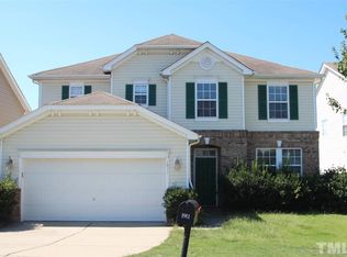 1911 Devonridge Dr, Fuquay Varina, NC 27526