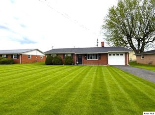 16 Plaza Dr, Mount Vernon, OH 43050