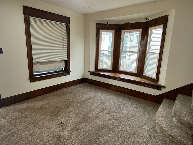 359 Wright Ave — Photo 6